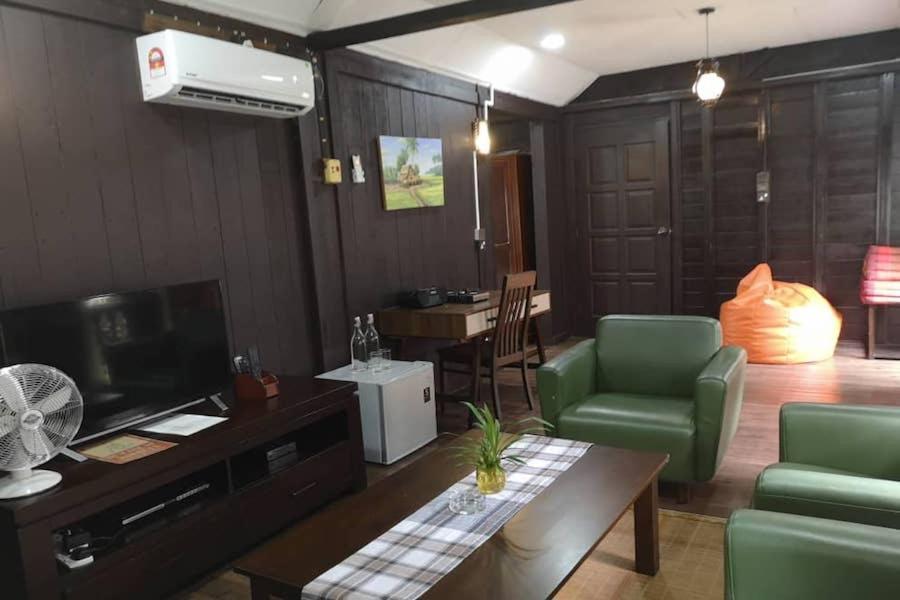 Keriang Hill Hotel Alor Setar Exterior photo
